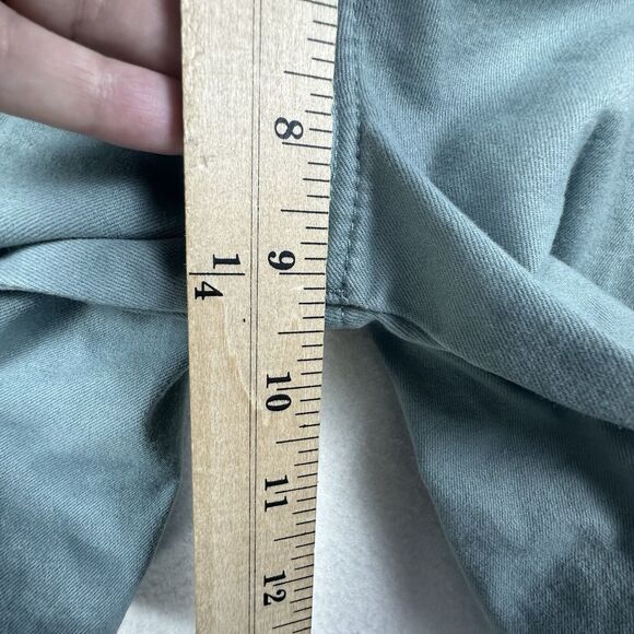 Kuhl Shorts Womens Size 10 Green 7" KONTOUR Hiking Camp Shorts Stretch - Picture 3 of 12